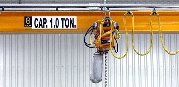 Polipasto eléctrico de 1 tonelada en grúa viajera